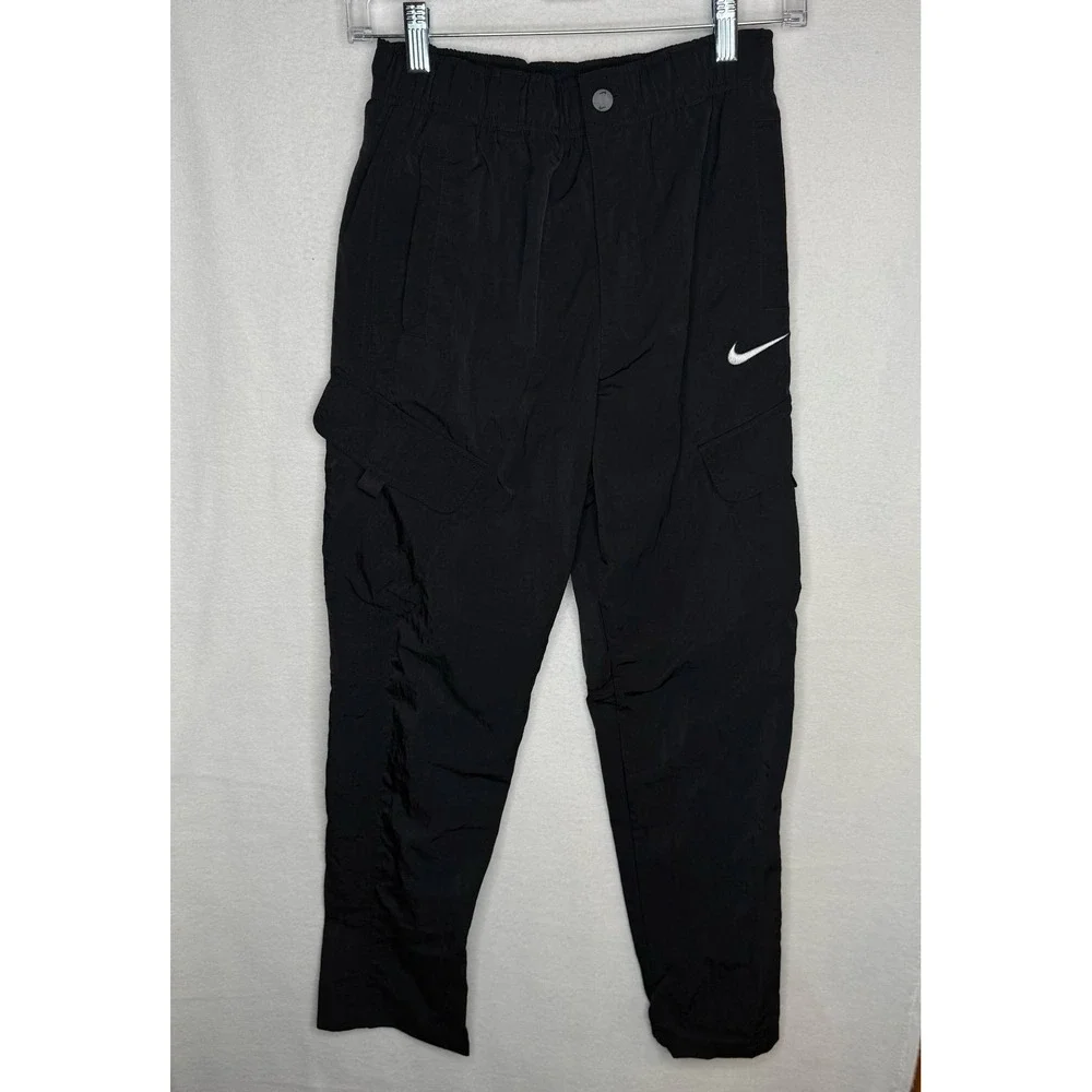 Nike Outdoor Play Woven Cargo Pants Black Kids Large Nylon Utility Swoosh EUC